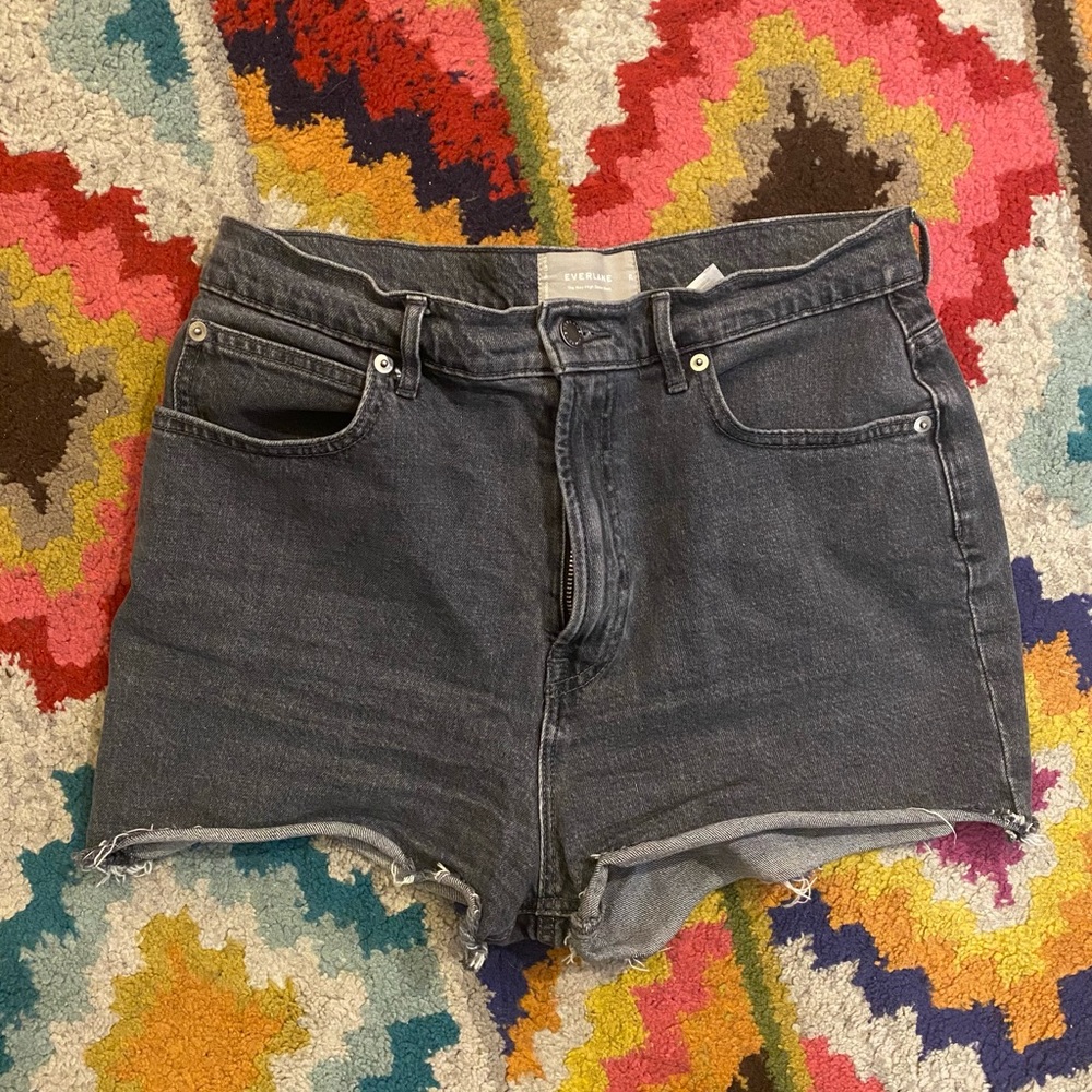 EUC Everlane Way High Denim Shorts - size 29 Washed Black denim